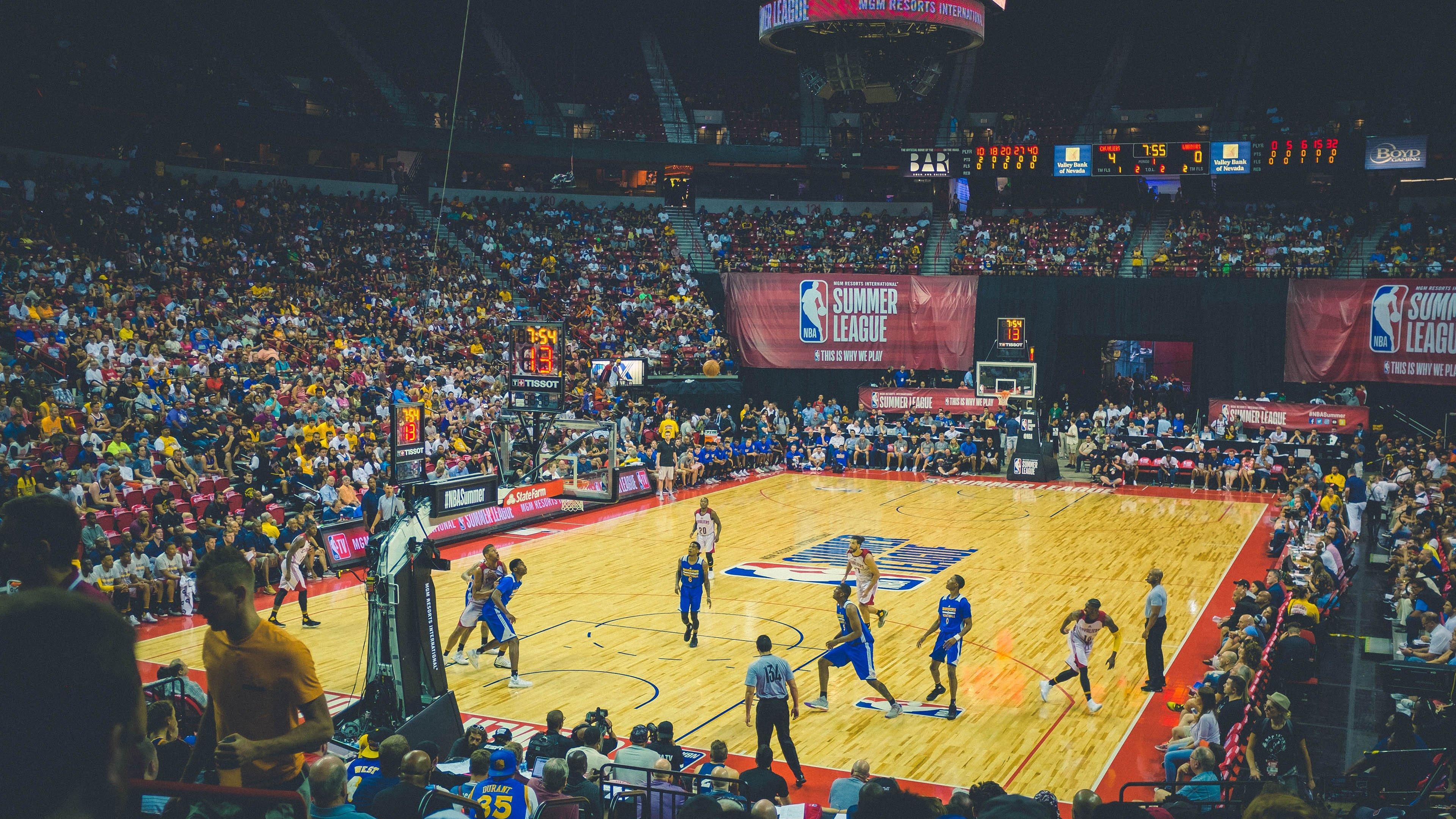 pg模拟器免费：斯普利特点评杨瀚森，低位表现亮眼 天赋潜力尚待释放